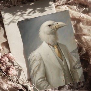 K&ouml;nnte beinhalten: Ein wei&szlig;er Vogel, der einen wei&szlig;en Anzug mit goldener Krawatte tr&auml;gt. Der Vogel hat einen wei&szlig;en Kopf und einen Schnabel. Der Hintergrund ist hellblau.