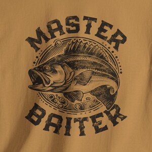Maglietta regalo imbarazzante Master Baiter: grafica divertente e offensiva sulla pesca, non adatta al lavoro