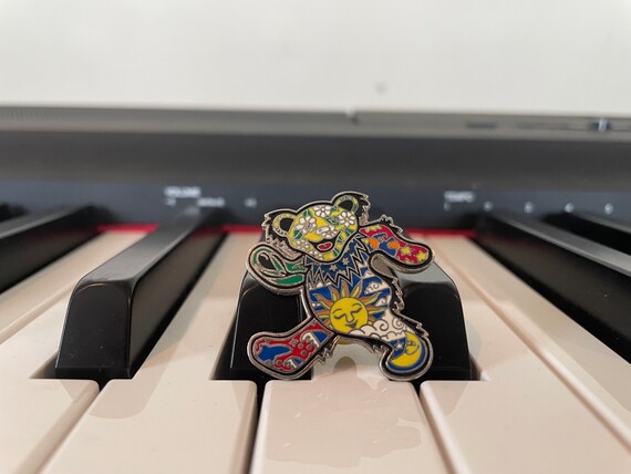 Grateful Dead Dancing Bear Hat Pin - image 1