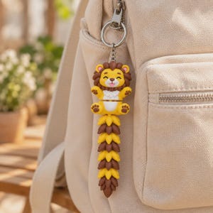 Lion Flexi Keychain | Movable Mane | 3D Printed Gift image 10