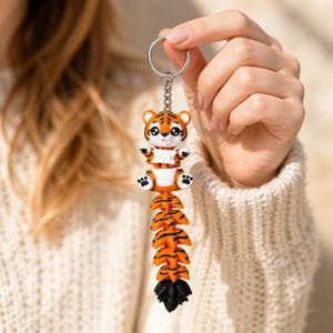Tiger Keychain Movable | 3D Print Flexi Figure Orange Black | Gift for Animal Lovers image 2