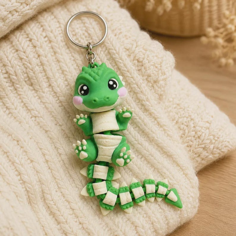 Crocodile Keychain Movable | Articulated Flexi 3D Print Green | Gift for Animal Lovers image 4