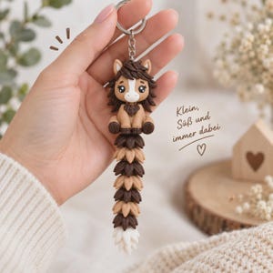 Horse Flexi Keychain | Movable Tail | 3D Printed Gift image 2