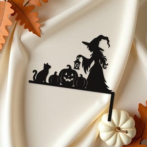 Halloween Door Decor Witch with Pumpkins & Lantern | Black Spooky Decoration (20x20cm) image 8