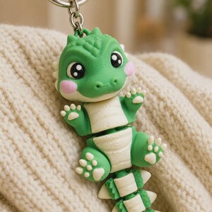 Crocodile Keychain Movable | Articulated Flexi 3D Print Green | Gift for Animal Lovers image 5