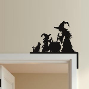 Halloween Door Decor Witch & Witch Child with Cauldron | Black Spooky Decor (20x20cm) image 7