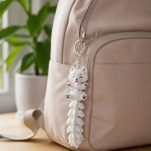 Samoyed Keychain Movable | 3D Print Flexi Dog with Fluffy Tail | Gift for Dog Lovers image 6