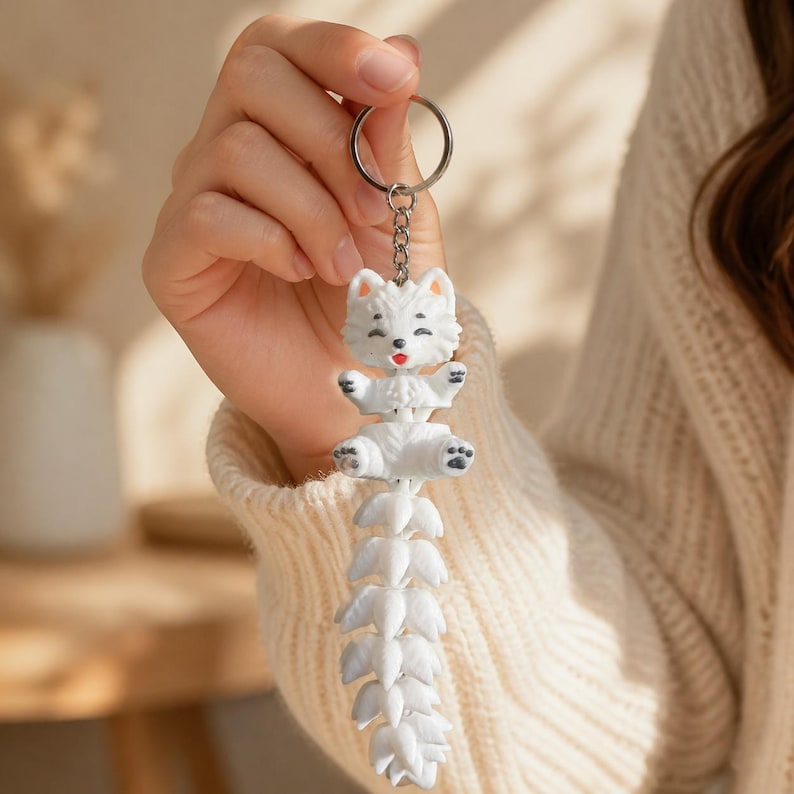 Samoyed Keychain Movable | 3D Print Flexi Dog with Fluffy Tail | Gift for Dog Lovers image 2