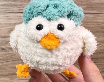 Pollo de peluche Amigurumi de ganchillo hecho a mano, lindo pollito bebé, divertido regalo de decoración para el hogar para un amigo, para él, amante de los animales, único para el Día de San Valentín.