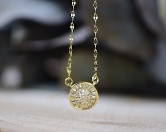 Soley | Necklace with pendant flower stainless steel | Daisy necklace with gemstones | Mirror chain