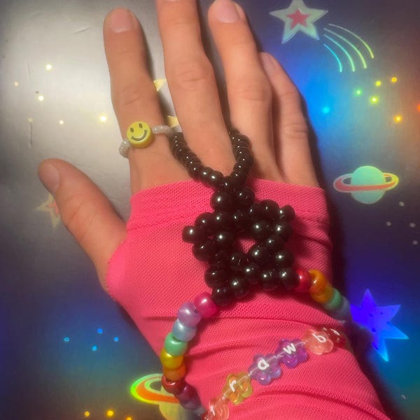 kandi star gauntlet