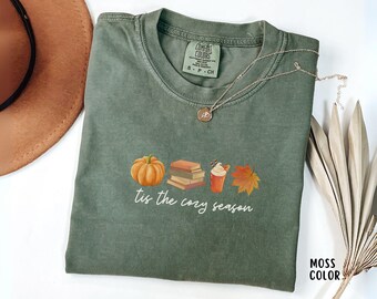 Comfort Colors® Tis The Cozy Season Shirt Minimalist Fall Pumpkin Shirt Autumn Books Coffee Tee Cute Fall Aesthetic Shirt Cozy Top for Women