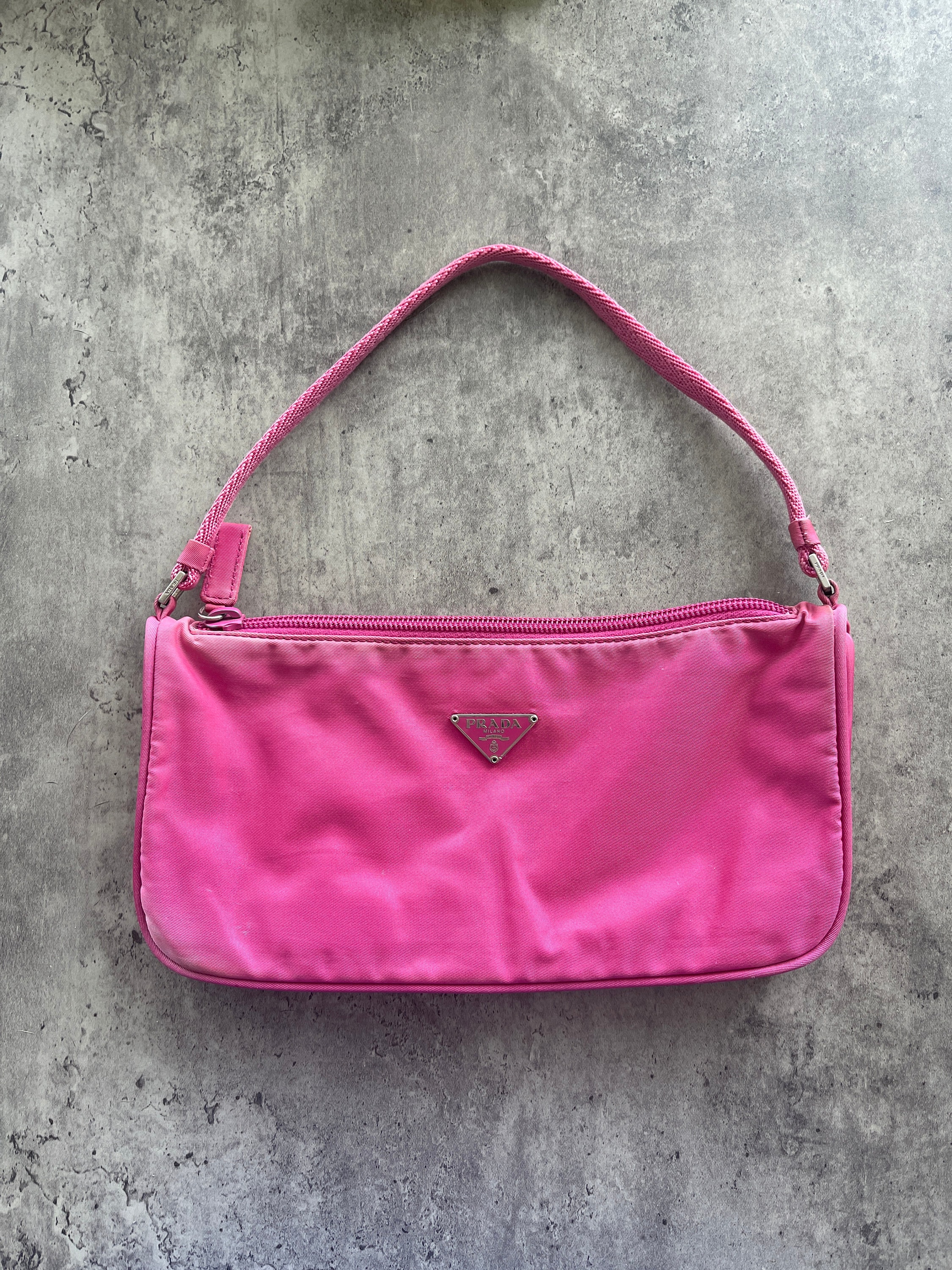 PRADA Y2K Hot Pink Mini Hobo Bag RE Nylon Tessuto Y2K 90s Linea Rossa  Pochette Silver Hardware Leather Details