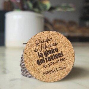 Stickers en liège - Texte de l'année 2025 - JW - Psaumes 96:8