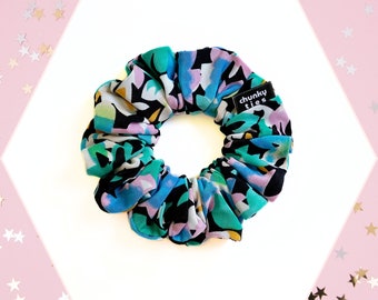 Teal Pink Black Regular Size Hair Scrunchie, Pastel Flowers with Black Line Bands Print Hair Tie, Soft Lightweight Polyester Hair Accessory