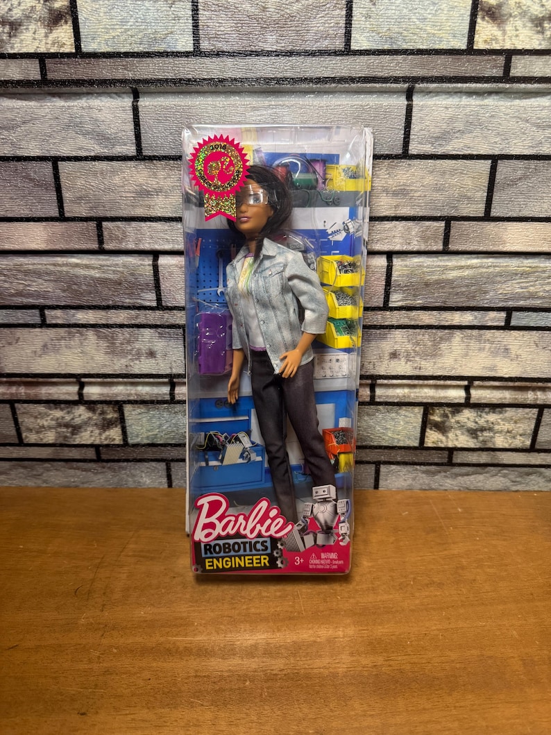 Barbie, tu peux ??tre n'importe quoi, ing?�nieur en robotique, latine, FRM11, livraison 