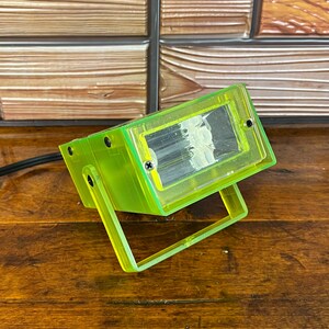 Mini Strobe Light Model# 1823