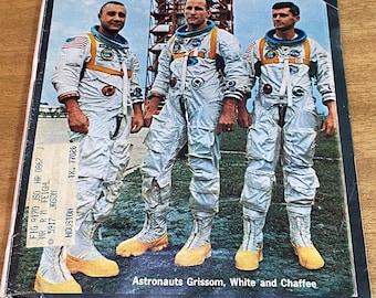 Newsweek Magazine 1969 Lot, Apollo Tragedy & Kennedy Resign