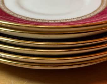 Wedgwood Ulander Powder Ruby Dinner Plates. Bone China England