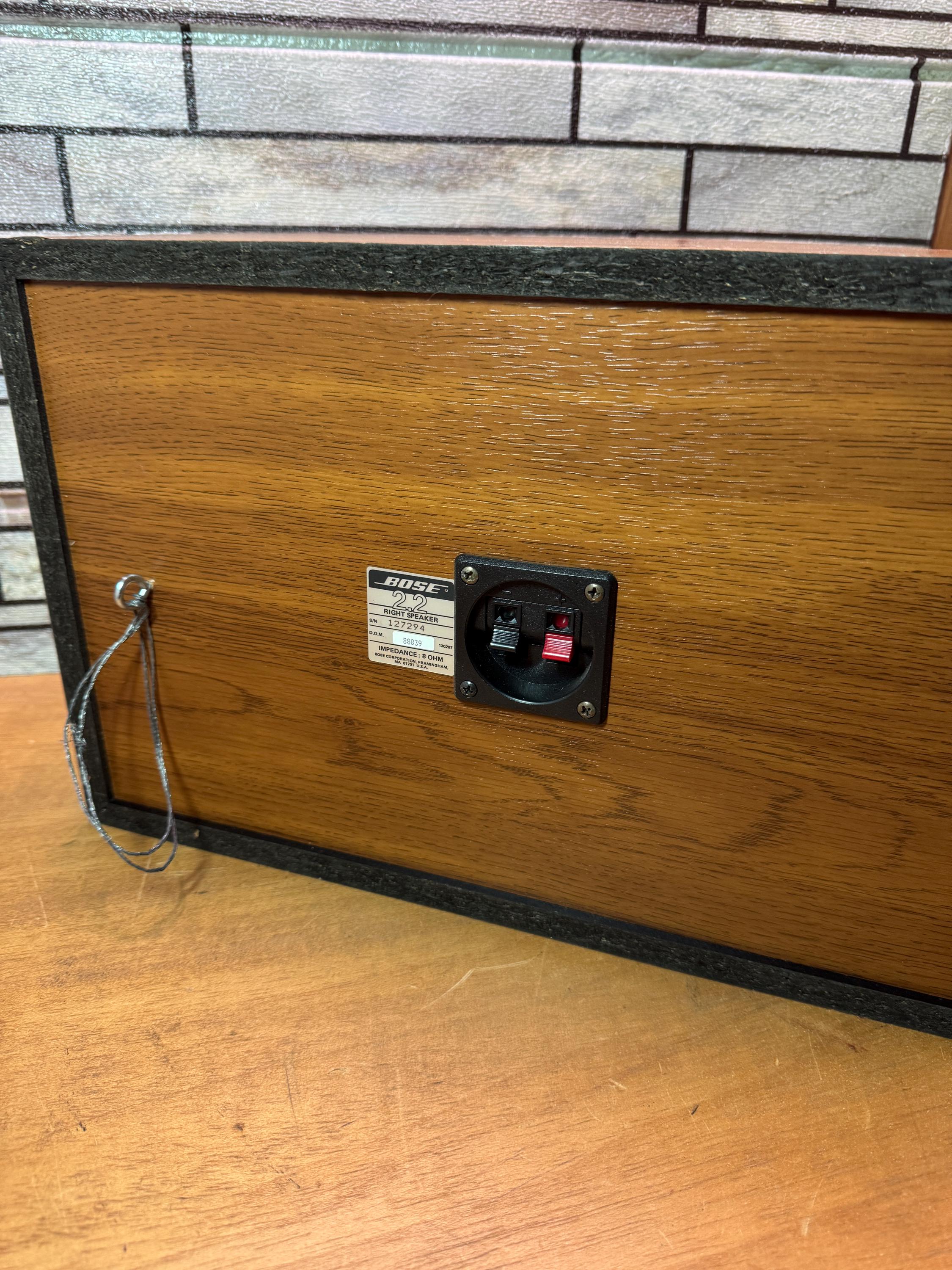 Bose 2.2 Direct Reflecting Bookshelf Speaker Right Only - 1990s