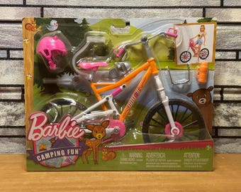 Bicicleta de montaña Barbie Camping Fun Orange Crush con accesorios