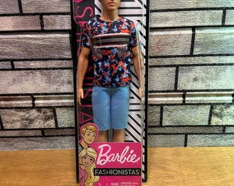 Barbie Blonde Ken Doll - Fashionistas #118 Camo Shirt w Blue Shorts
