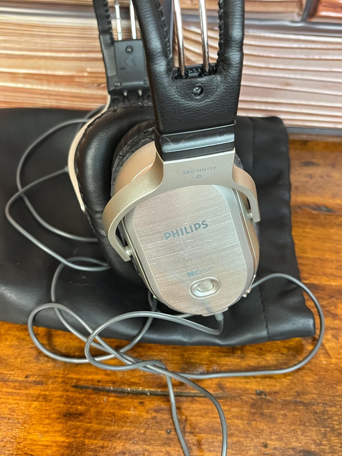 Philips SBCHN110 Noise Canceling Silver Headphones, foto 3 di 5