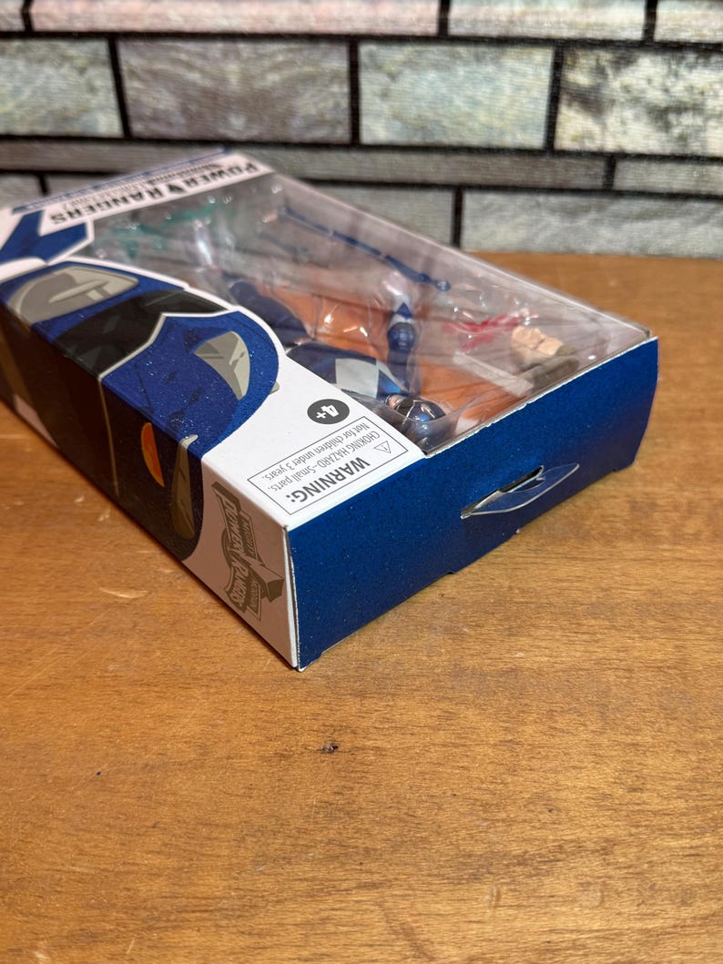 Power Rangers Lightning Collection, metallic Blue Ranger, Ship Daily