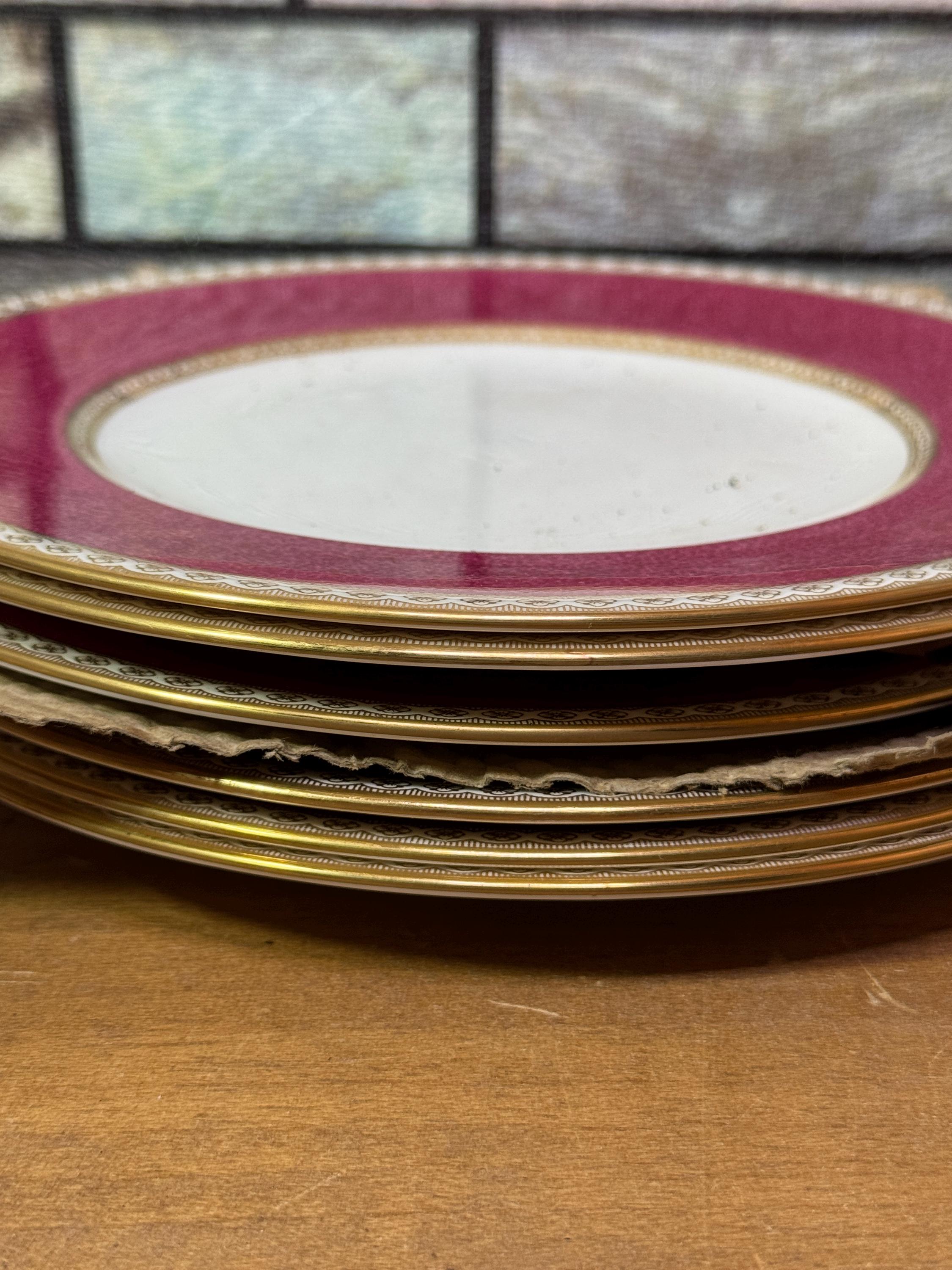 Wedgwood Ulander Powder Ruby, Gold Salad Plate 8