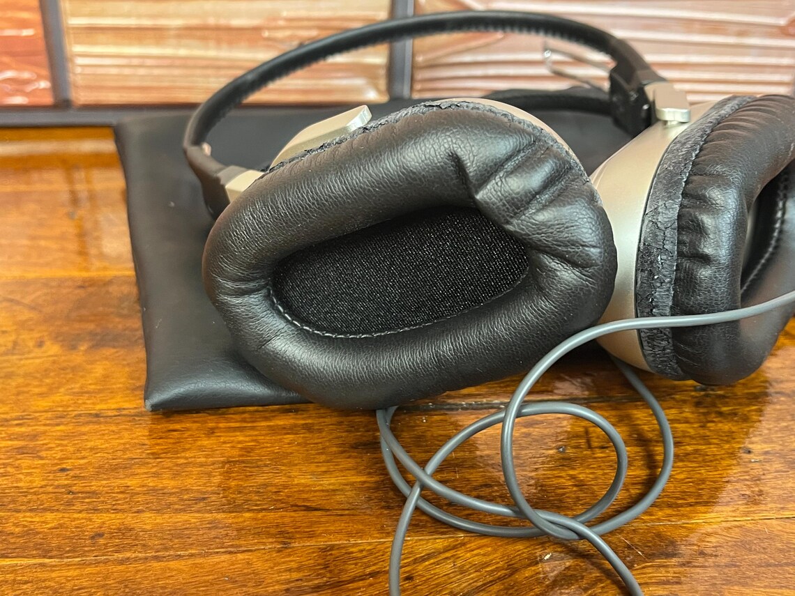 Philips SBCHN110 Noise Canceling Silver Headphones, foto 4 di 5