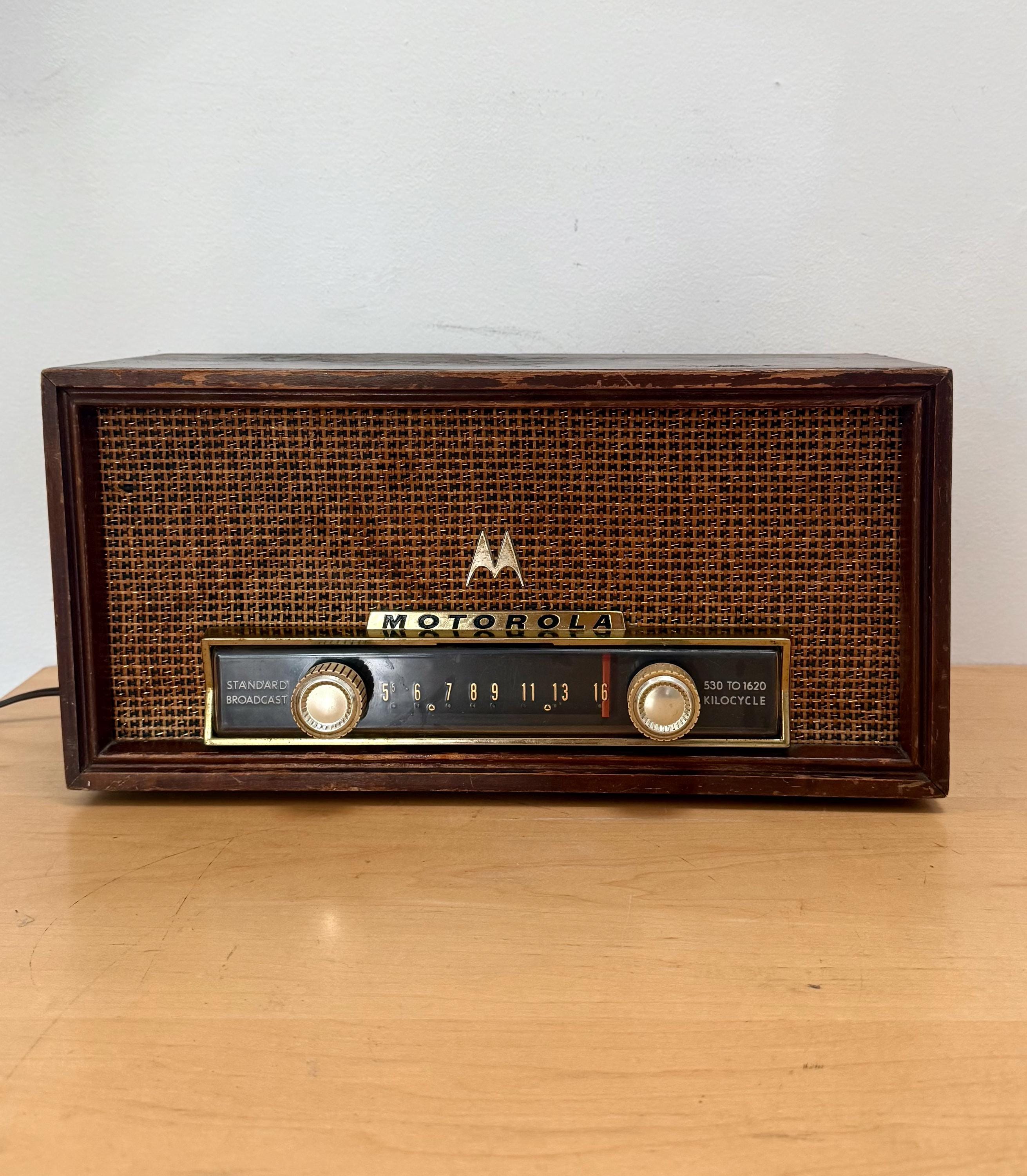 Motorola Model 56W AM 5 Tube - 1955/Tested and Works