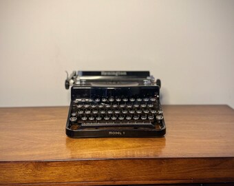 Antique Remington Rand Model 1 Portable Typewriter C.1933