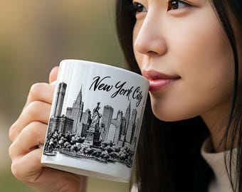 New York City New York USA Travel Mug – Black & White Landmark Sketch Design