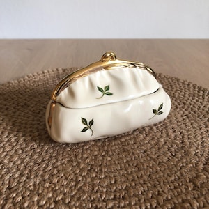 Vintage Porcelain Trinket Box – Mini Clutch Purse Shape – Ivory with Gold Trim – Hand-Painted Leaves – Vintage Style Jewelry or Ring Holder