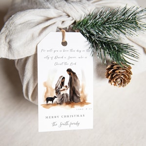 Druckbare Weihnachtsmarke Krippe Christliche Geschenkanhänger Bearbeitbare Weihnachtskarte Urlaub Etiketten Herunterladen DIY Drucken Sie sich Bibel Lukas 2:11