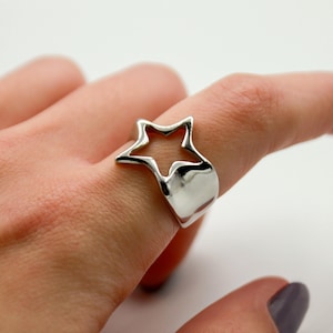 White Gold Plated Open Star Ring: Chunky Celestial Y2K Statement Ring