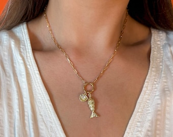 Gold Movable Fish Pendant Necklace: Stainless Steel 3D Articulated Fish & Zirconia Oyster Charm, Jewelry Gift