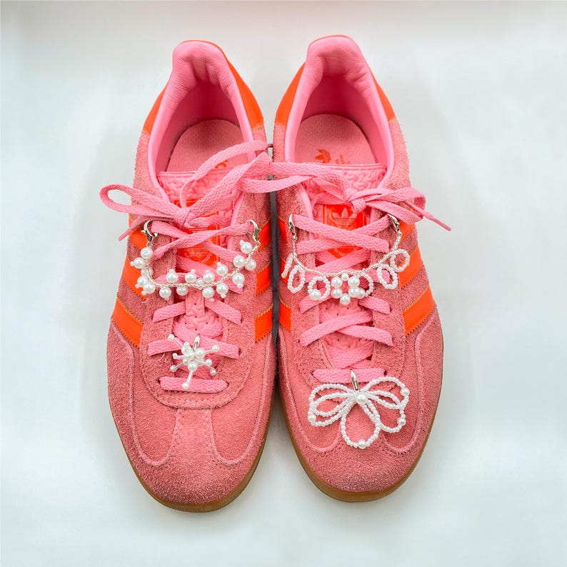 Stylish Pearl Shoe Charms Set for a Chic Sneaker Upgrade
