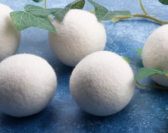 Reusable Wool Dryer Balls Save Drying Time