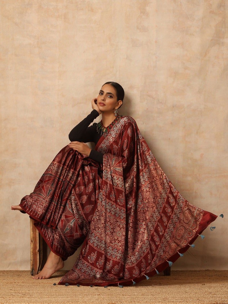 Sari indien en soie modale ajrakh multicolore fait main pour femme et tenue traditionnelle image 1
