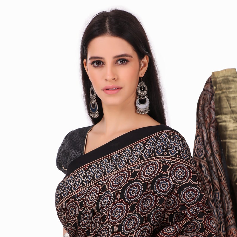 Saree indien en soie modal ajrakh multicolore fabriqué à la main pour femmes et vêtements traditionnels image 2