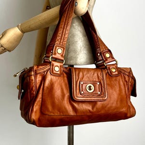 Marc by Marc Jacobs Braune Leder Kurze Schultertasche Handtasche