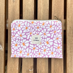 The large format pouch SUMMER Fleurs fond mauve