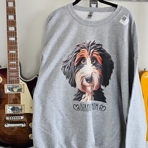 Bernedoodle Mom Sweatshirt - Personalized Sweatshirt with Your Dog name on it