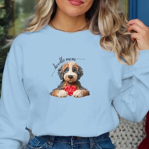 Sudadera personalizada para mamás de Bernedoodle, con el nombre del perro personalizado. imagen 6