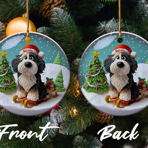 Bernedoodle Sledding, Snow Globe Style Ornament | Ceramic | 3 Inch Personalized Double Sided Keepsake afbeelding 4