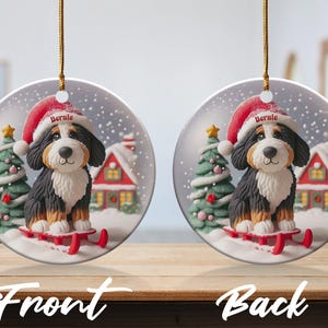 Bernedoodle-ornament, sneeuwbol-stijl met slee-ontwerp | Sublimatiekeramiek | 7,6 cm glanzend aandenken, dubbelzijdige kerstdecoratie afbeelding 8