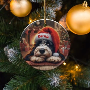 Adorno de Bernedoodle, decoración de cerámica con gorro de Papá Noel - Recuerdo por sublimación / Redondo de 7,6 cm / Regalo para amantes de los perros de doble cara imagen 13