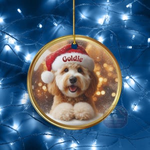 Keramik-Weihnachtsmannmütze, personalisierter Goldendoodle-Weihnachtsbaumschmuck | Sublimationsdruck | 7,6 cm (3 Zoll) Baumdekoration, individuelles Haustier-Andenken, Weihnachtsgeschenk Bild 17