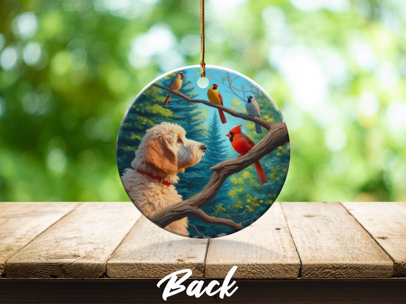 Keramikornament mit Kardinal und Goldendoodle, Design im Ölgemälde-Stil, Geschenk für Kardinalliebhaber, Muttertag, Vogelliebhaber, Geschenk für Doodle-Mütter Bild 7